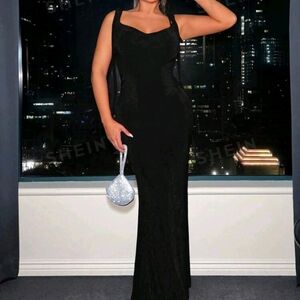 Black maxi dress size small